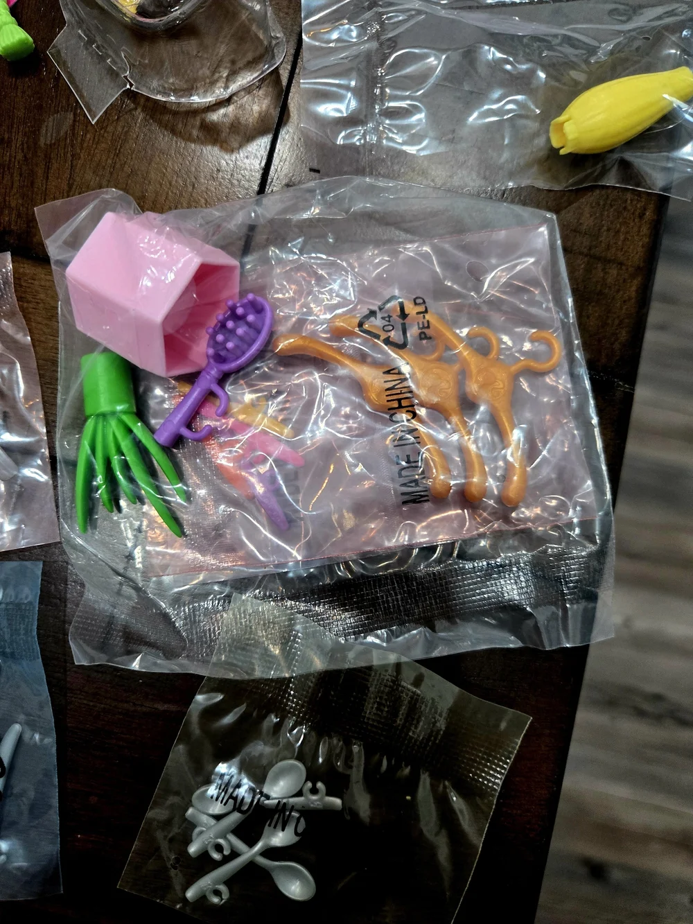 Barbie Doll Accessories For Dream House And Other Extras.